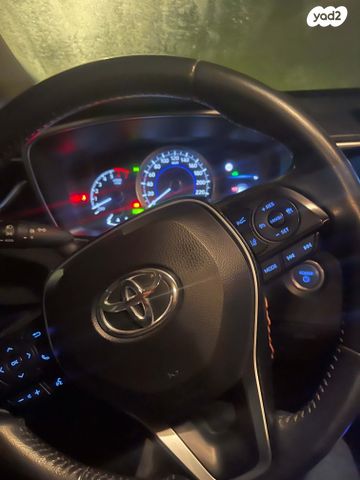 טויוטה קורולה