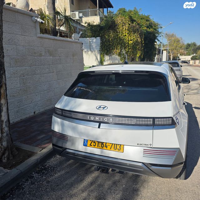 יונדאי איוניק 5