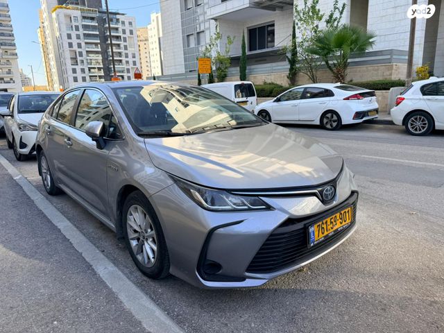 מודעת רכב טויוטה קורולה