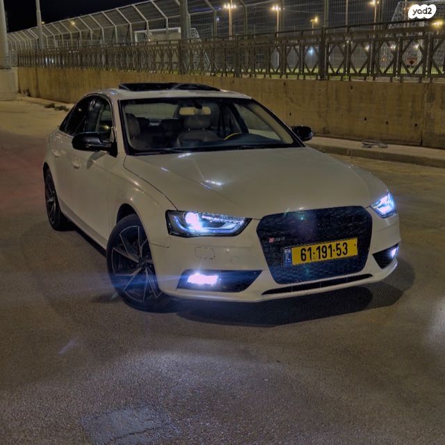 מודעת רכב אאודי A4