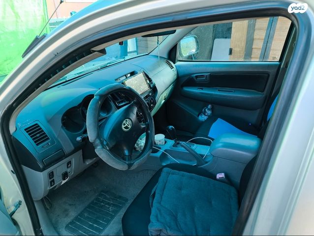 טויוטה היילקס ויגו