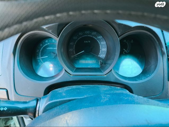 טויוטה היילקס ויגו