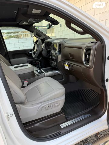 שברולט סילברדו