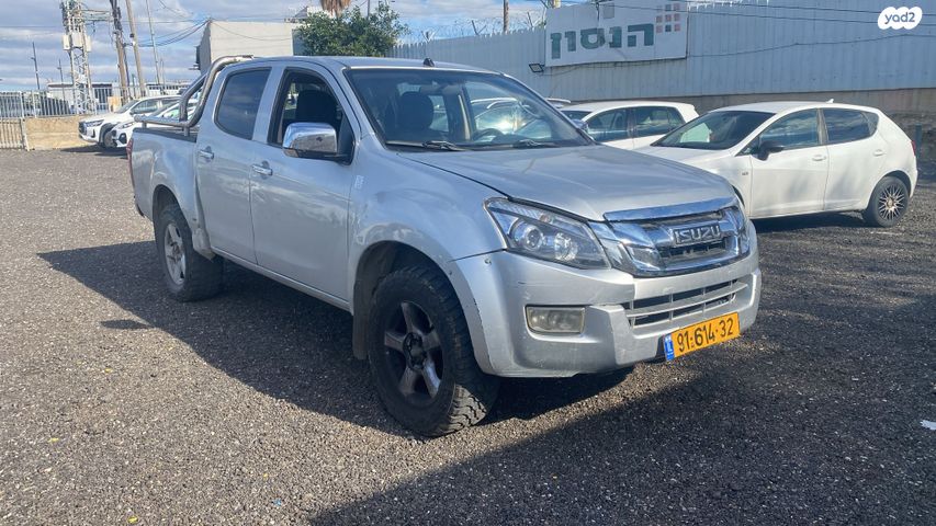 מודעת רכב איסוזו די-מקס