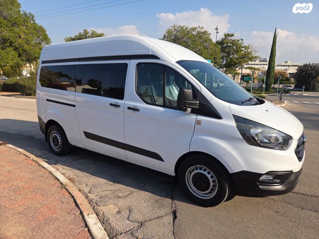 פורד טרנזיט קוסטום