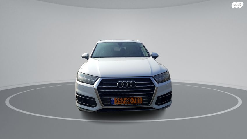 מודעת רכב אאודי Q7