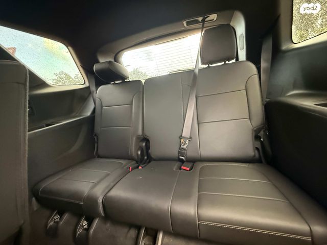 שברולט טראוורס