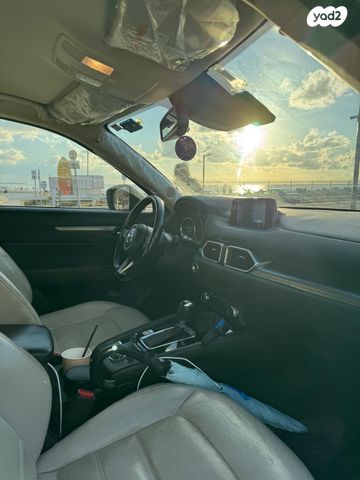 מודעת רכב מאזדה CX-5