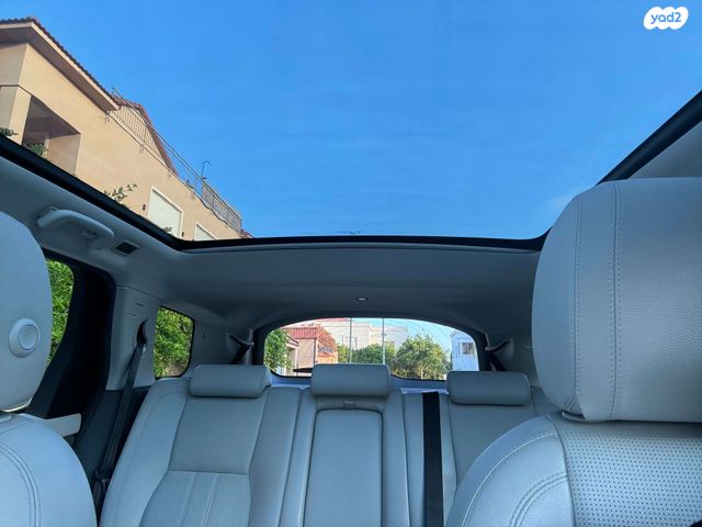 לנד רובר דיסקברי ספורט