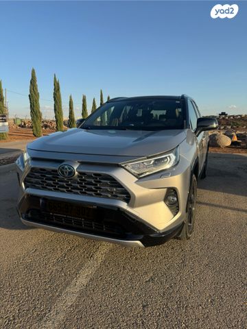 מודעת רכב טויוטה RAV4