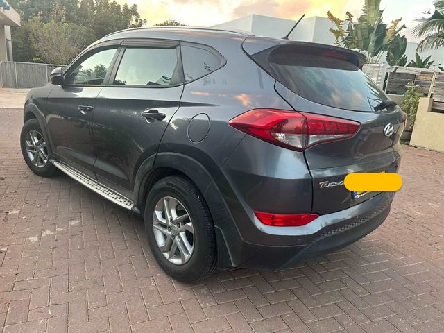 יונדאי טוסון