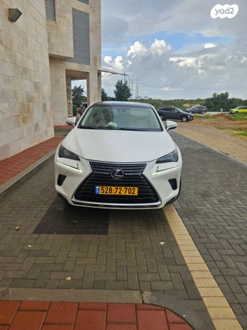 מודעת רכב לקסוס NX