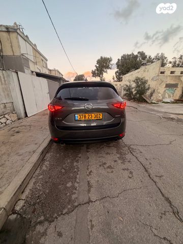 מודעת רכב מאזדה CX-5