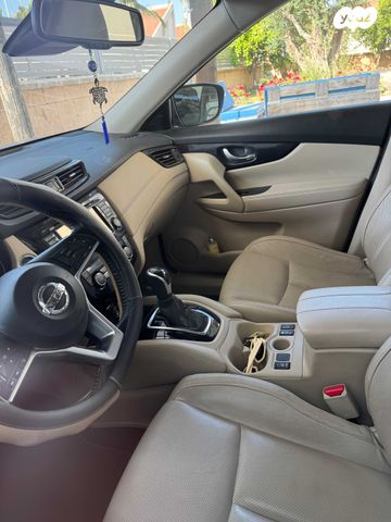 ניסאן אקס טרייל