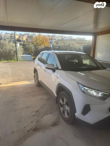 טויוטה RAV4
