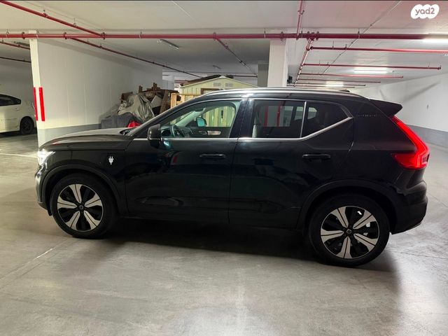 מודעת רכב וולוו XC40