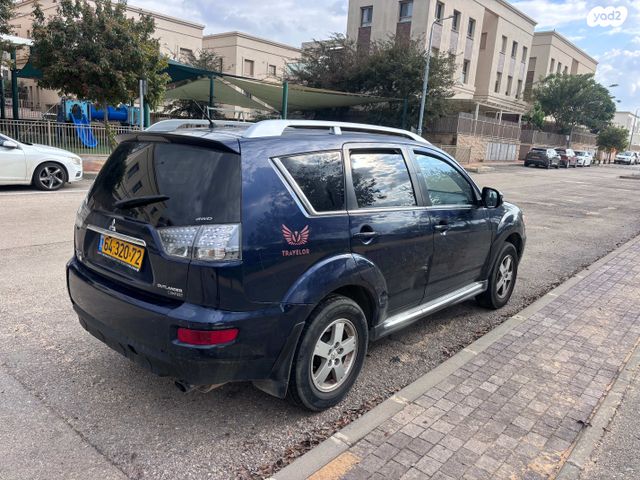 מיצובישי אאוטלנדר