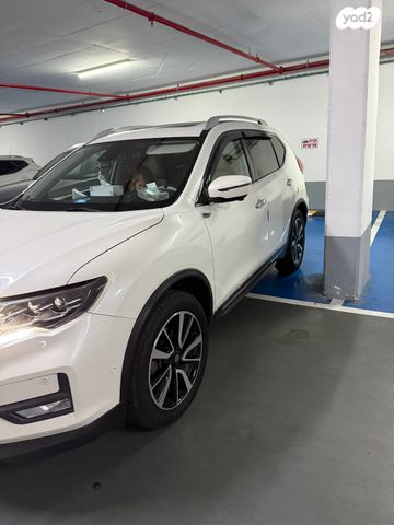 ניסאן אקס טרייל