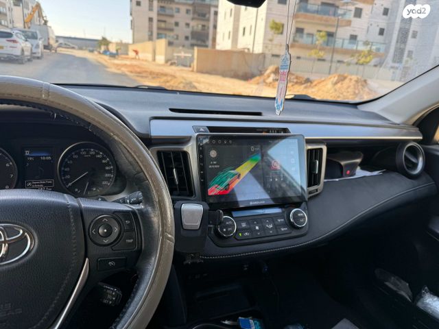 מודעת רכב טויוטה RAV4