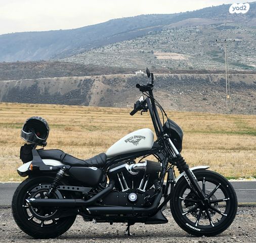 מודעת רכב הרלי דיווידסון ספורטסטר 883