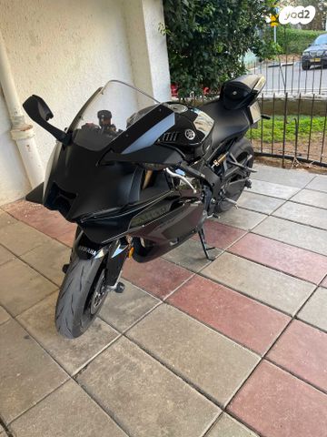 מודעת רכב ימאהה YZF-R9
