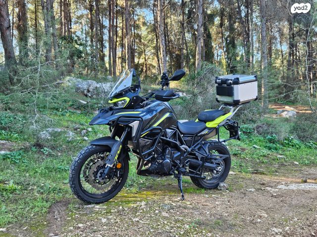 מודעת רכב בנלי TRK702X