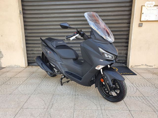 מודעת רכב סאן יאנג ג'וי-מקס 250