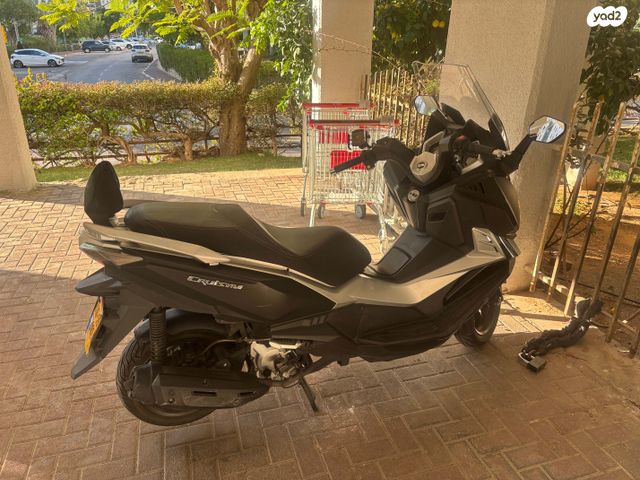 סאן יאנג קרוזים 125