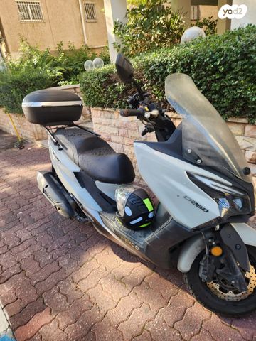 מודעת רכב פיג'ו אחר