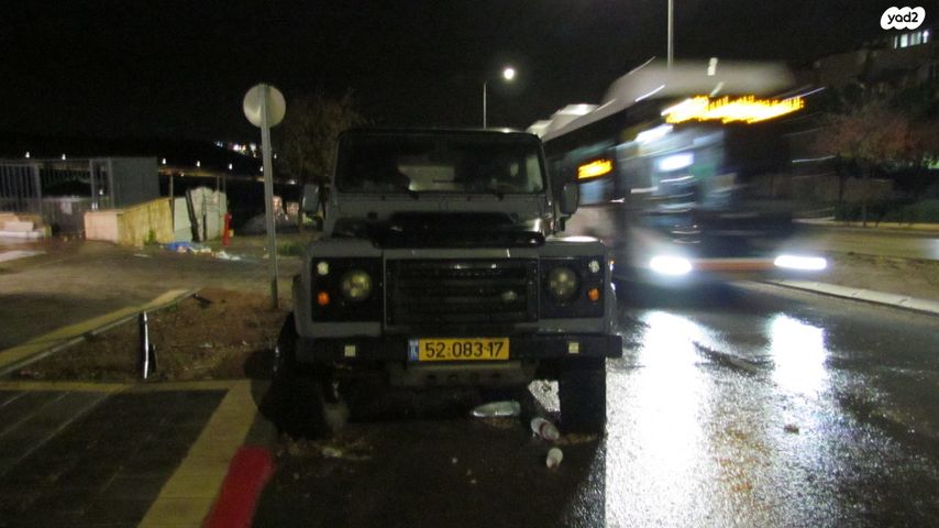 מודעת רכב לנדרובר