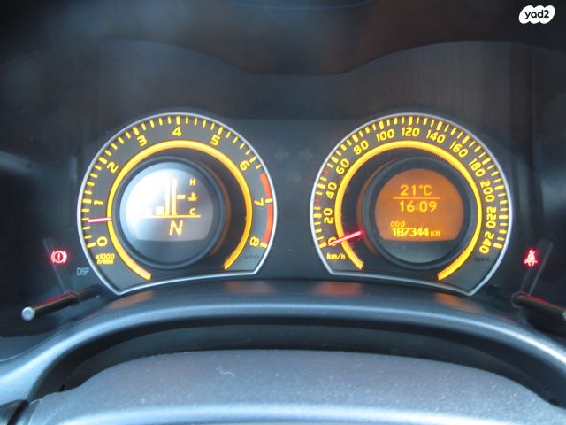 טויוטה קורולה