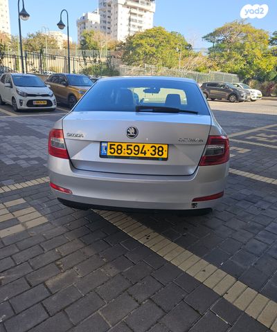 סקודה אוקטביה 