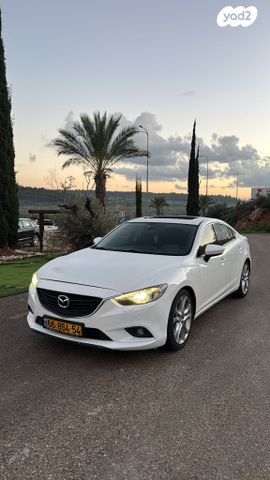 מודעת רכב מאזדה 6