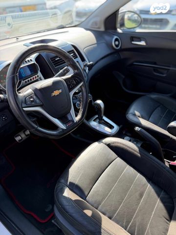 שברולט סוניק