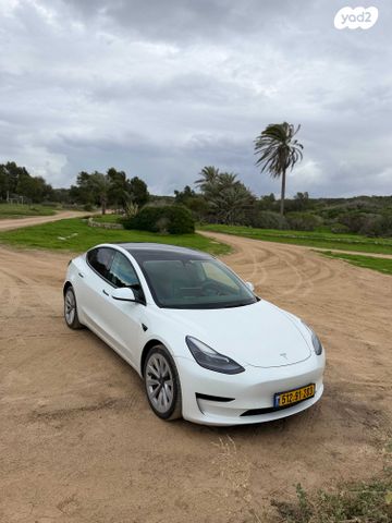 טסלה מודל 3