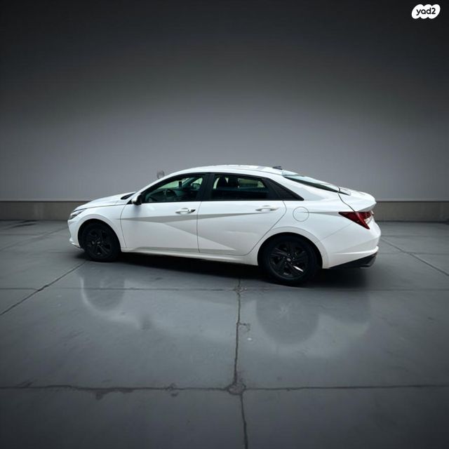 יונדאי אלנטרה