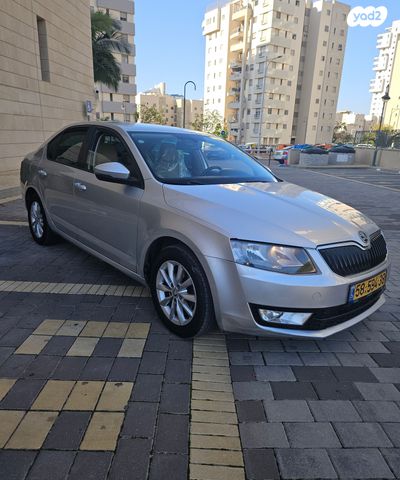 סקודה אוקטביה 