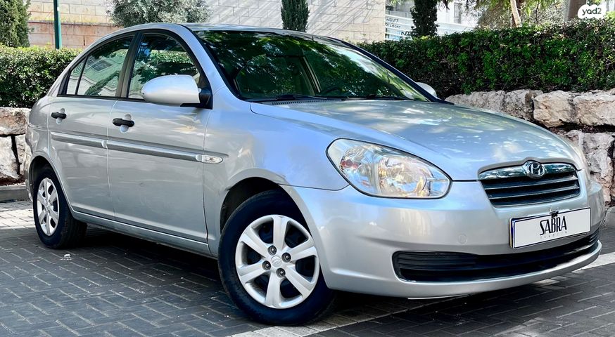 יונדאי אקסנט i25