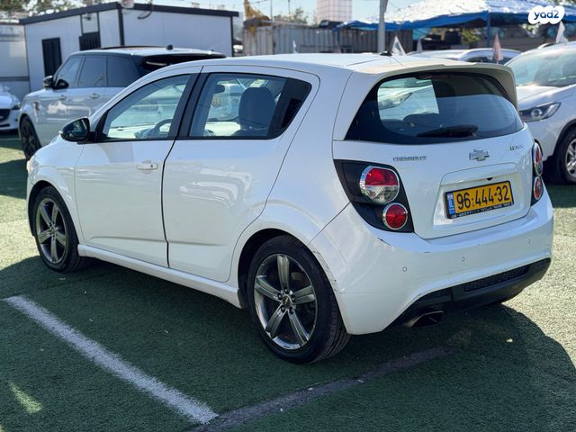 שברולט סוניק