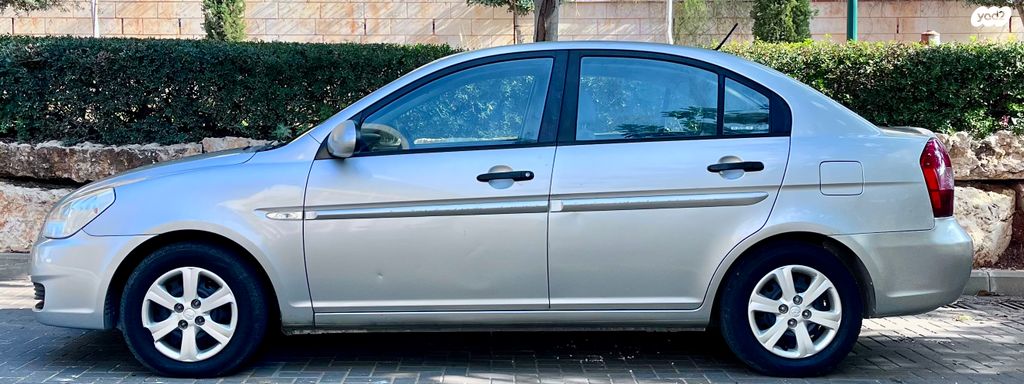 יונדאי אקסנט i25