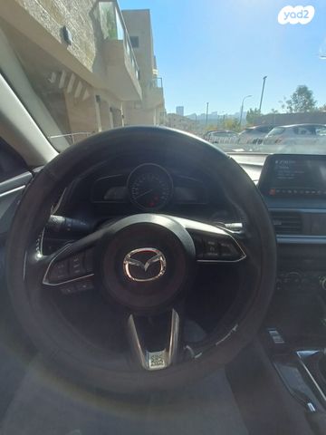 מאזדה 3