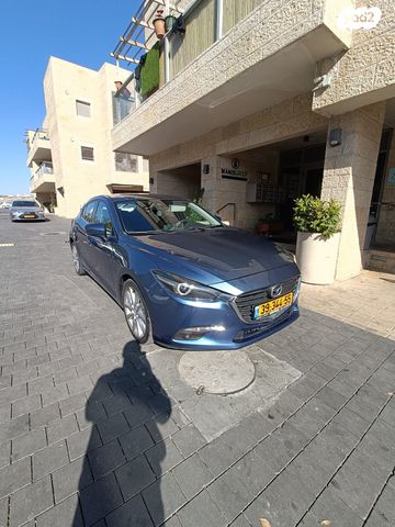 מודעת רכב מאזדה 3