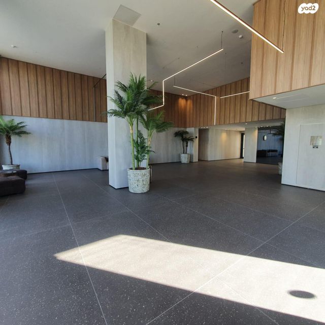 הקרן הקיימת לישראל 32