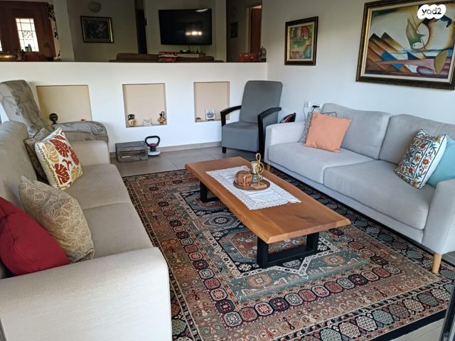 שביל הנרקיסים 30