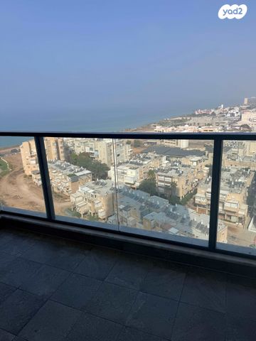 דירה, הרב הרצוג 6, צפון מערב מרכז העיר, נתניה