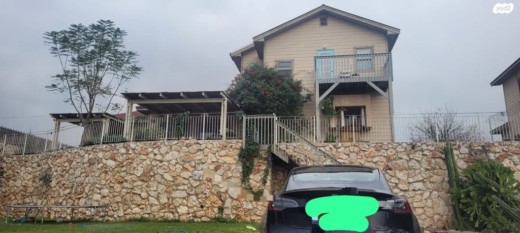 בית פרטי/ קוטג', הפרח בגני 1, חד נס, חד נס