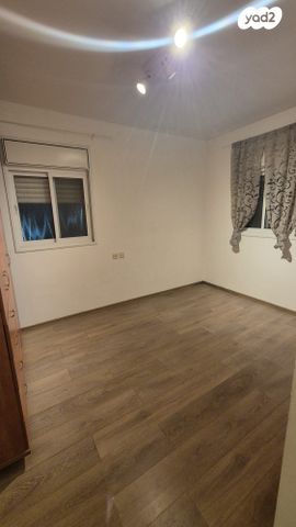 דירה, זכריה חתוכה 12, נווה מרמורק, רחובות