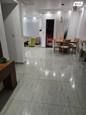 דירה, יעל רום 17, רובע יזרעאל סביוני העמק, עפולה