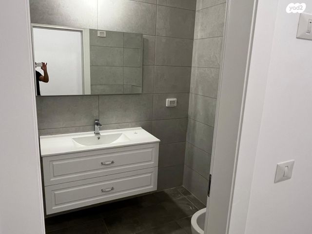 דירה, בראשית 1, אלון, רמת השרון