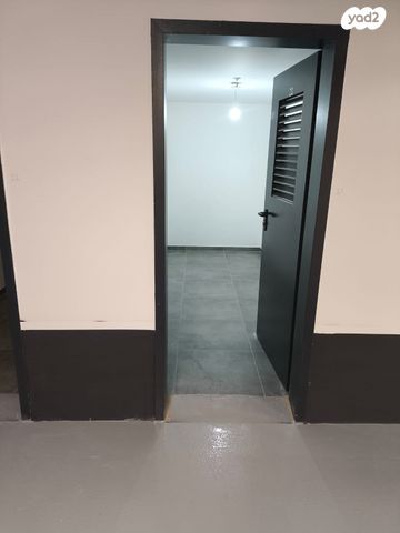 דירה, שדרות הרצל 116, בית הכרם, רמת בית הכרם, ירושלים